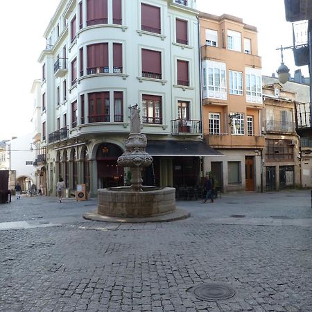 Foroplaza Duplex Apartment Lugo Bagian luar foto
